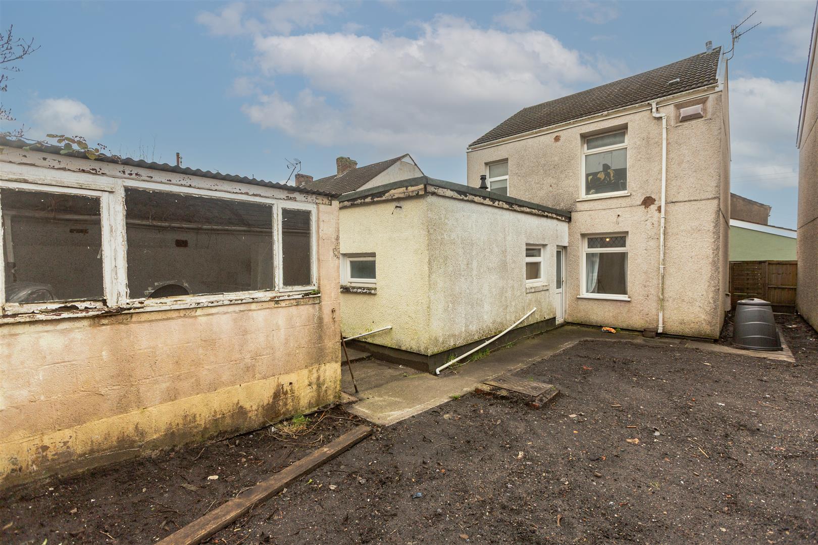 Llewellyn Street, Llanelli, SA15 1BD